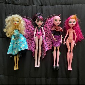 Lot of Monster High dolls